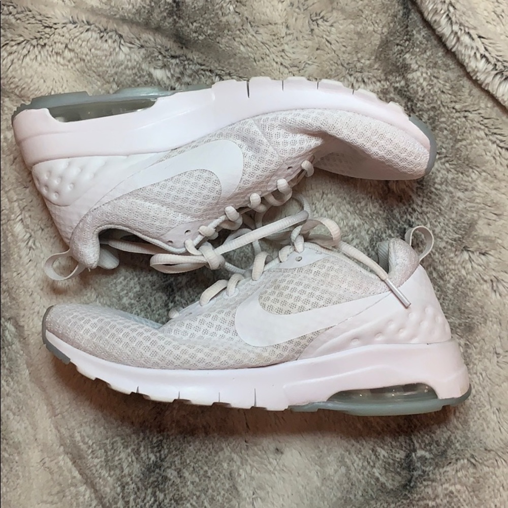 Nike air sneaks
